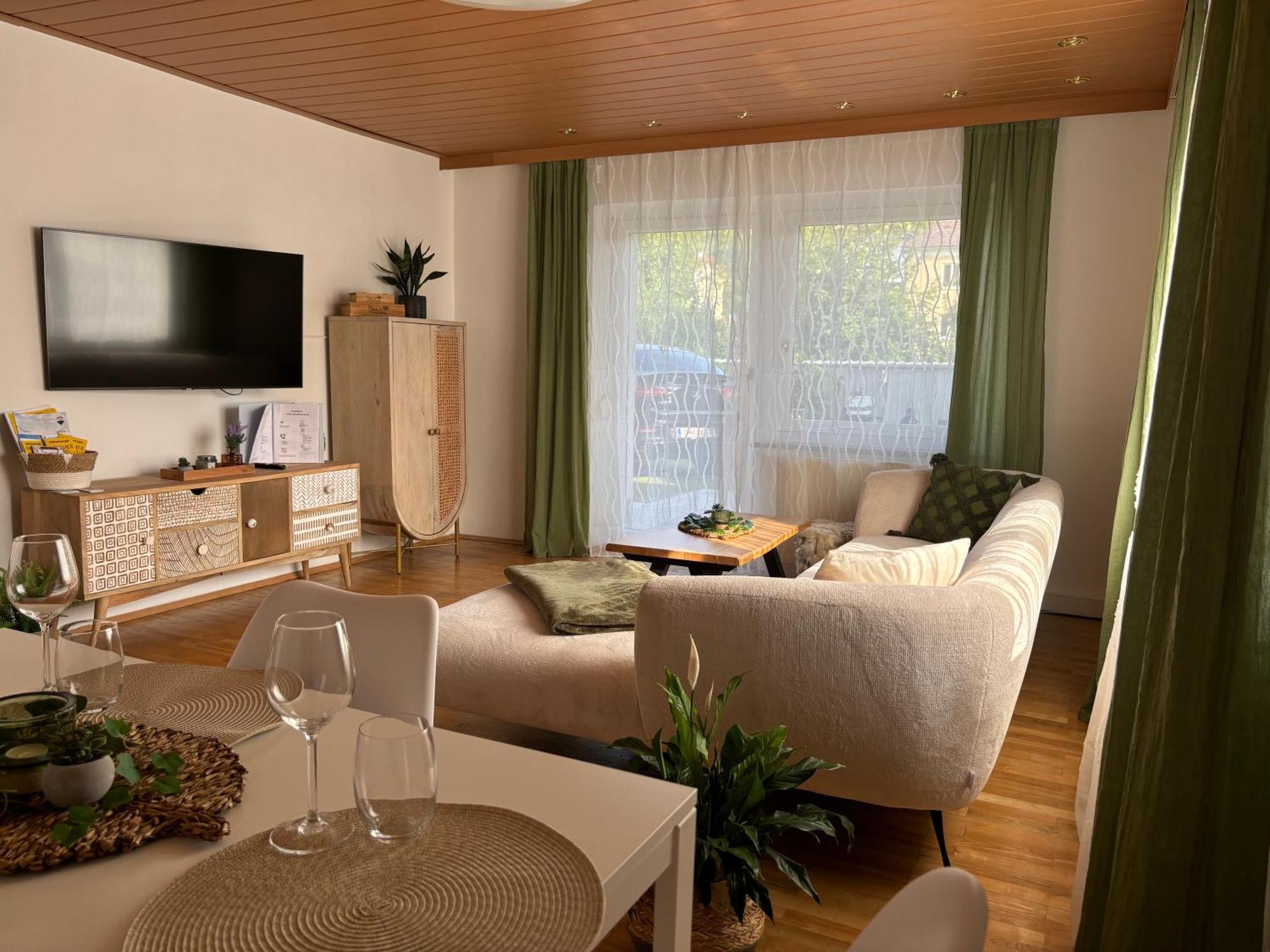 Wohnung See- Und Bergnaehe Gmunden Habitación foto